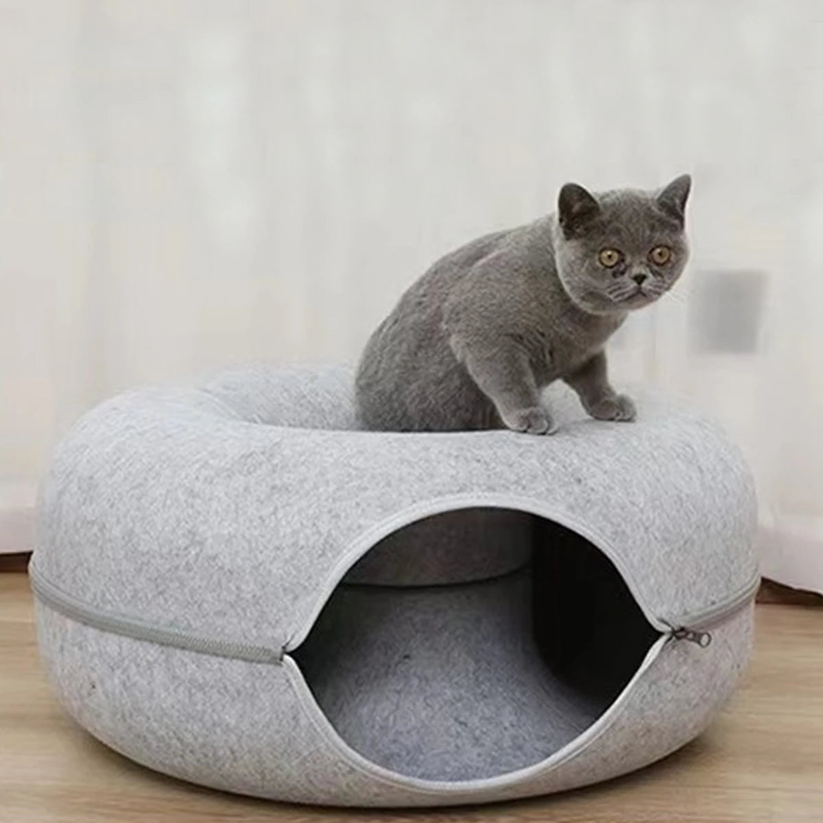 Felt Donut Cat Bed with Breather Hole & Hideaway Tunnel
