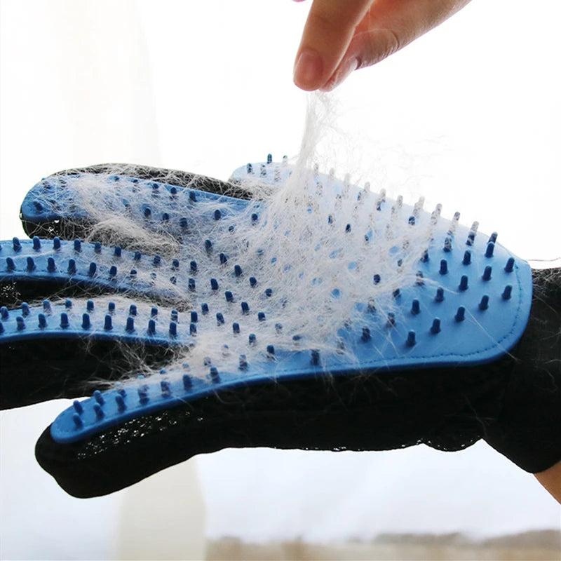 Pet Grooming Glove – Deshedding & Massage Brush for Cats and Dogs